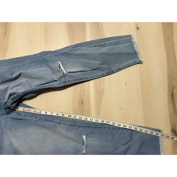 JustFab NWT Plus Size 16W Women Blue Skinny Ankle High Rise Jeans - Picture 2 of 8